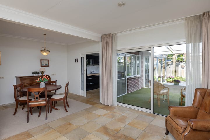 Foto 5 van van Dieststraat 21