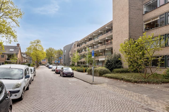 Foto 21 van Willem Barentszweg 182