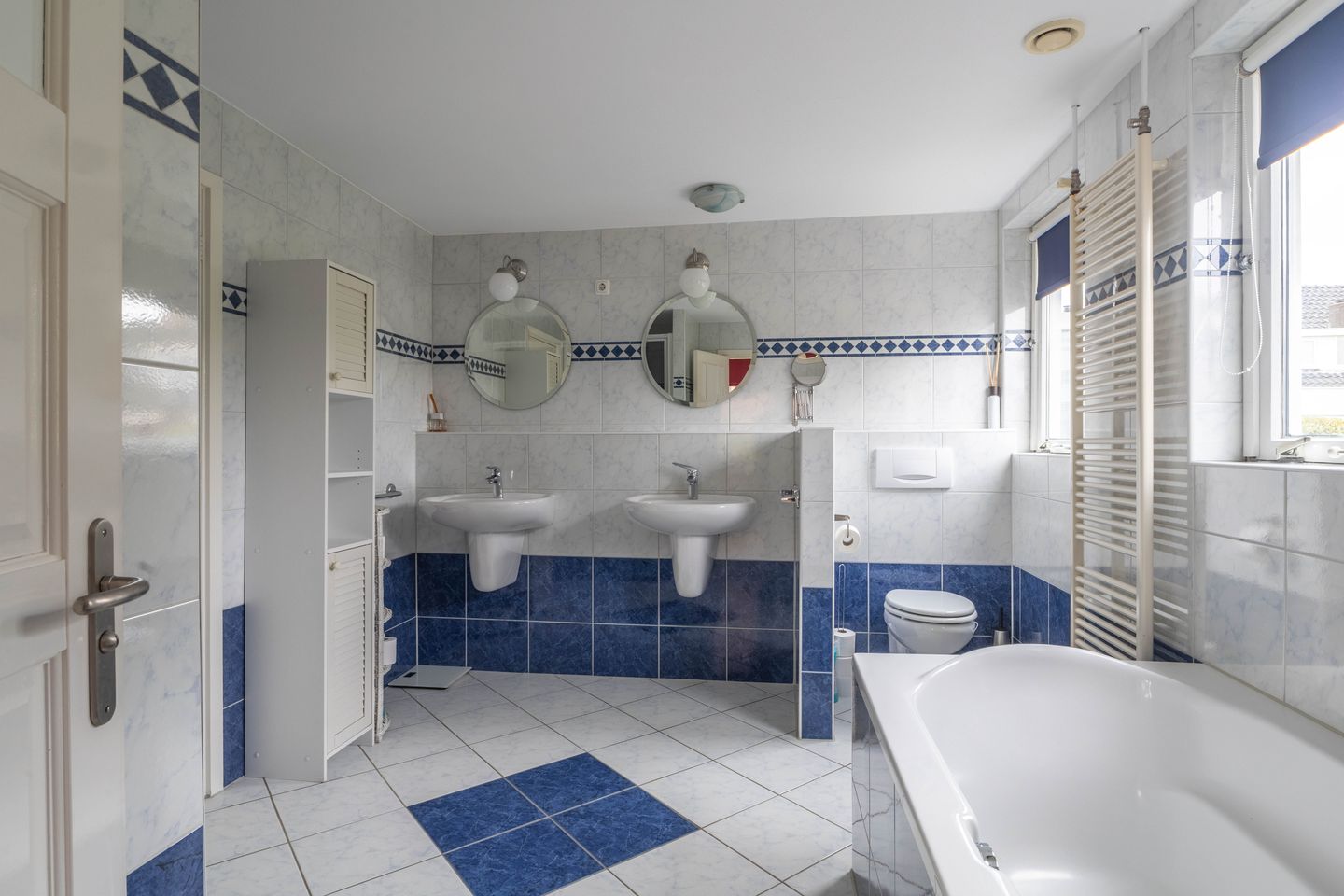Photo 40 of Van den Vondellaan 10