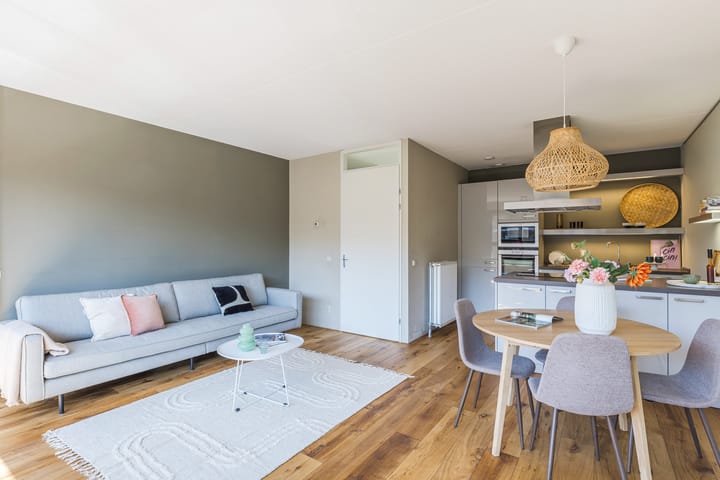 Foto 9 van Derkinderenstraat 162