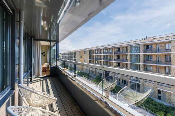 Foto 27 van Derkinderenstraat 162