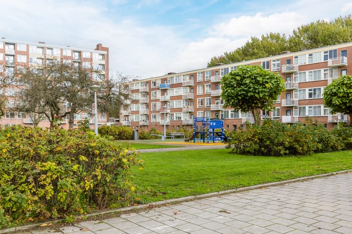 Foto 29 van Derkinderenstraat 162