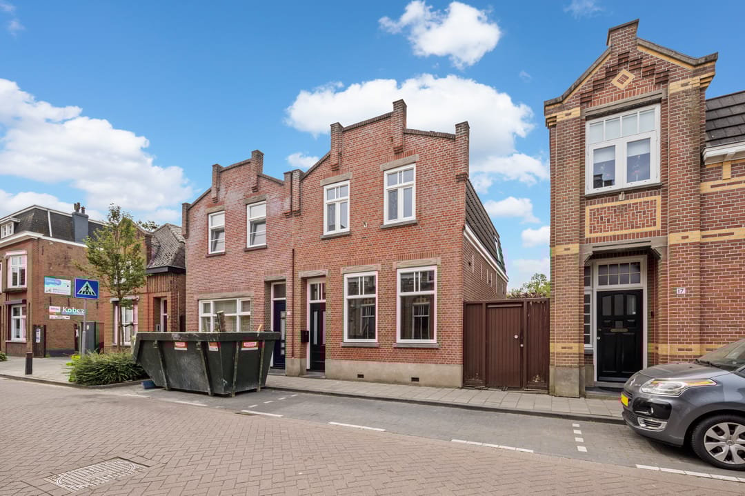 Foto 1 van Boulevard Antverpia 15