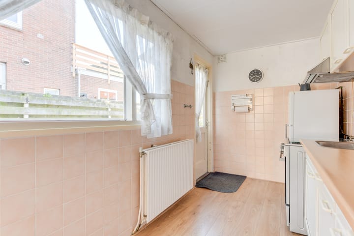 Foto 12 van Kennemerstraatweg 162