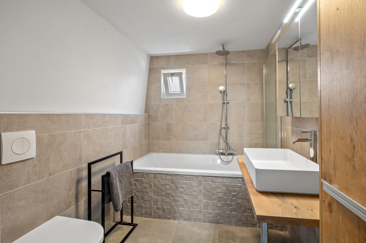 Foto 4 van Boulevard Antverpia 15