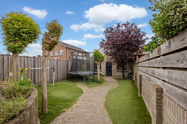 Foto 5 van Boulevard Antverpia 15