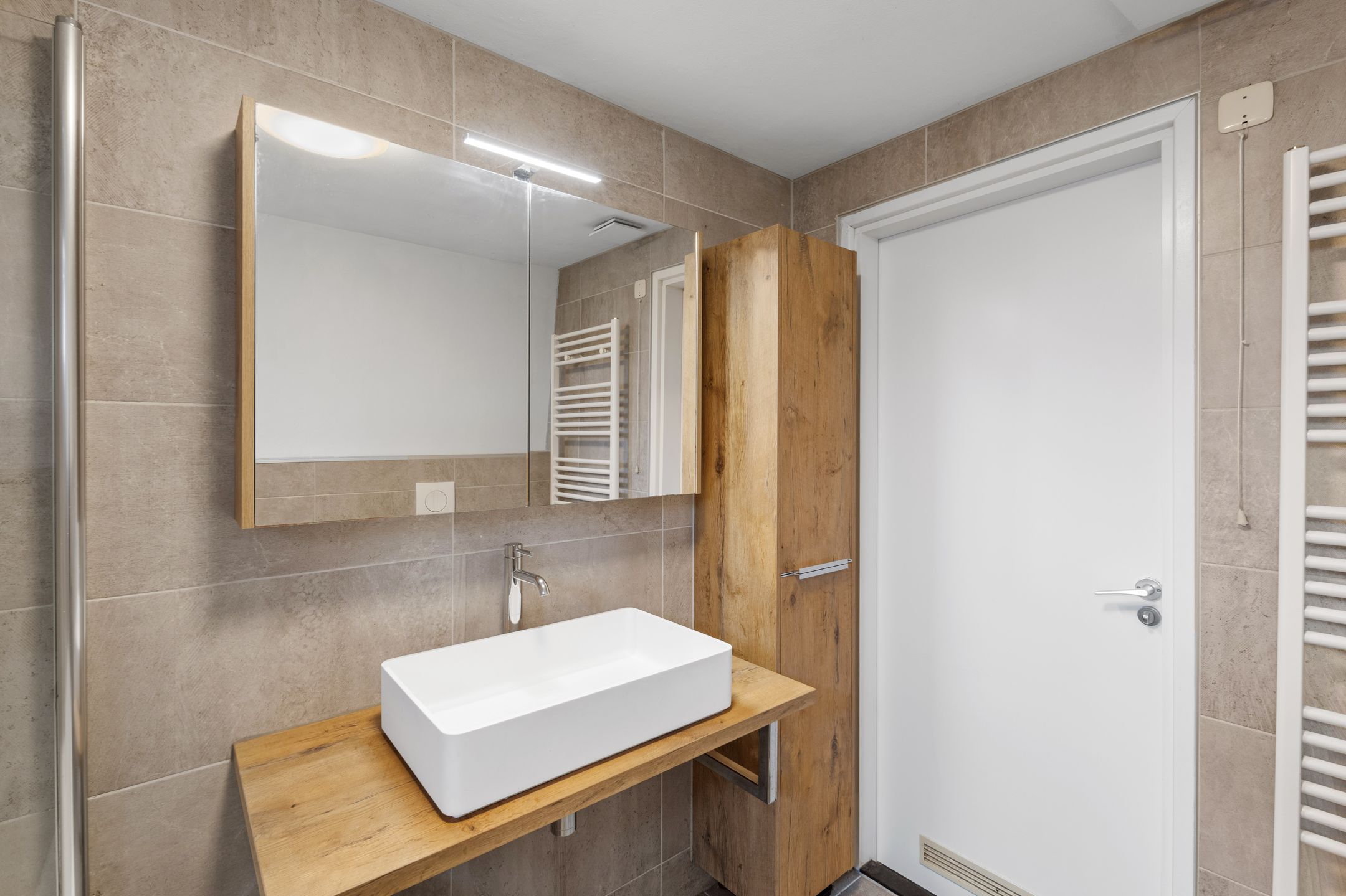 Foto 21 van Boulevard Antverpia 15