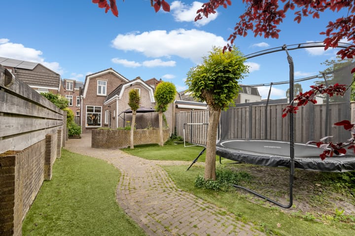 Foto 34 van Boulevard Antverpia 15