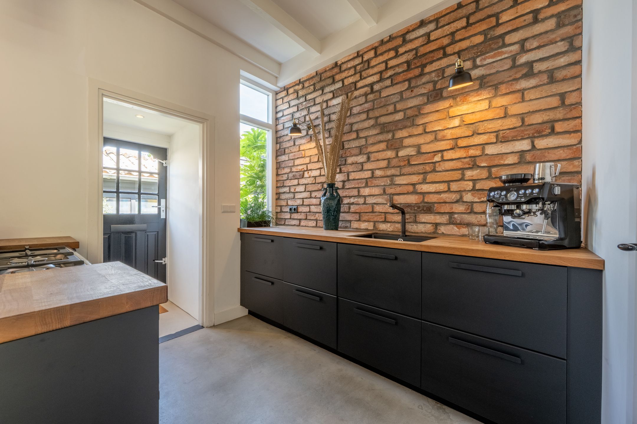 Photo 3 of Koninginneweg 96