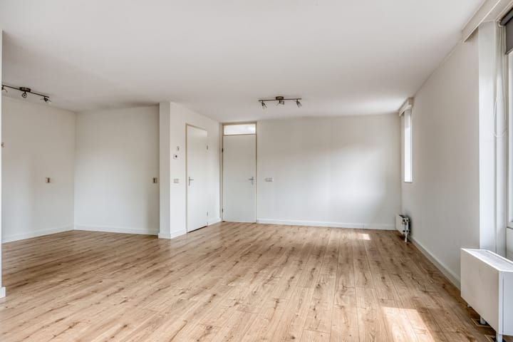 Foto 12 van Spoorstraat 35