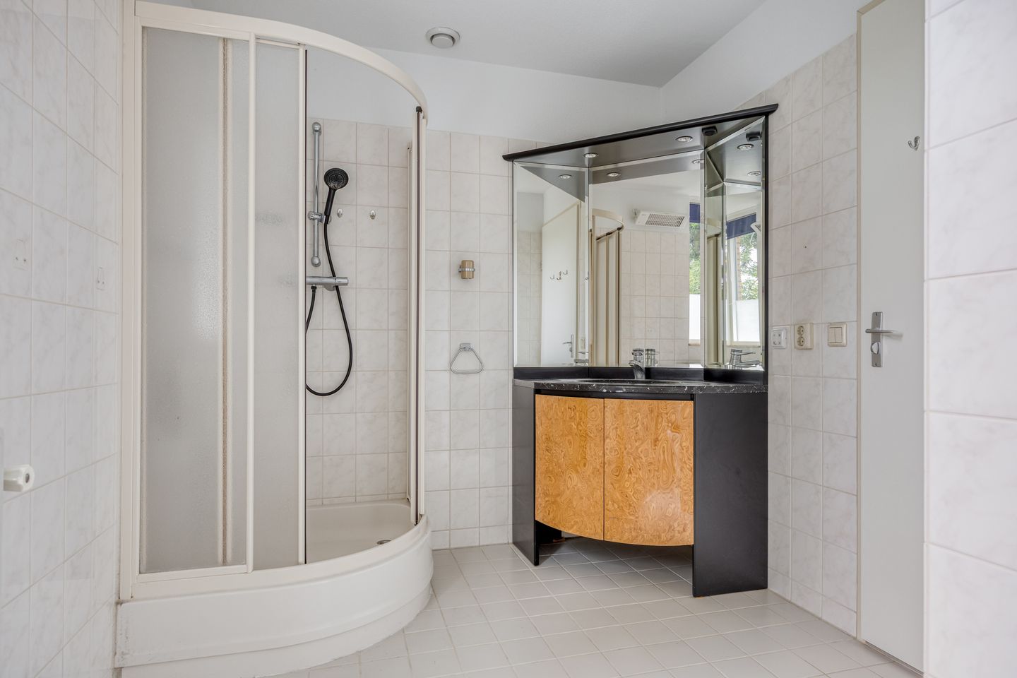 Foto 20 van Spoorstraat 35