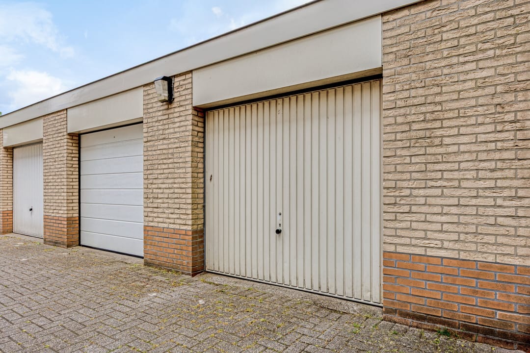 Foto 28 van Spoorstraat 35