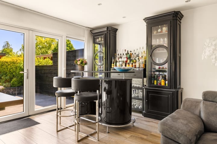 Foto 11 van Tongnaald 17