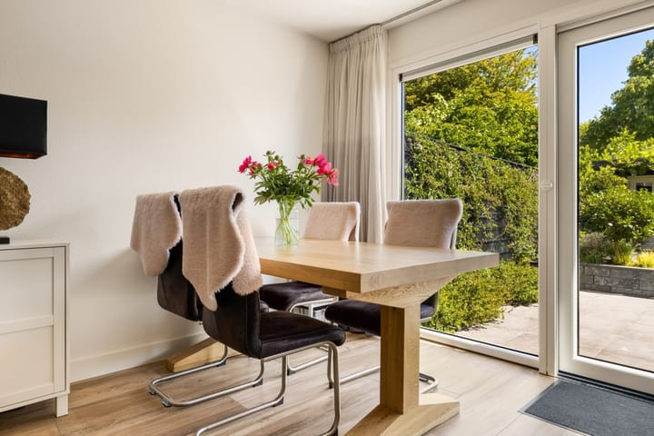 Foto 12 van Tongnaald 17