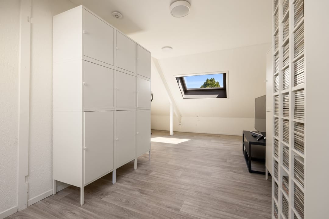 Foto 32 van Tongnaald 17