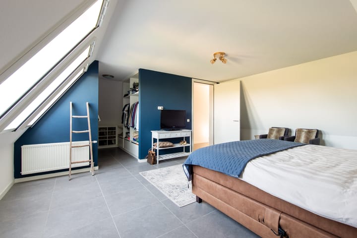 Foto 23 van Calfven 45