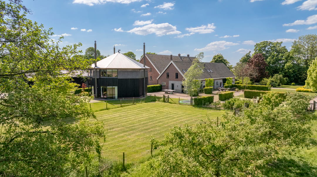 Photo 8 of Nachtdijk 1-04