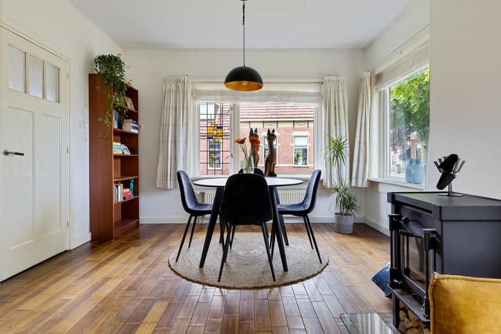 Foto 33 van Hoofdweg 207