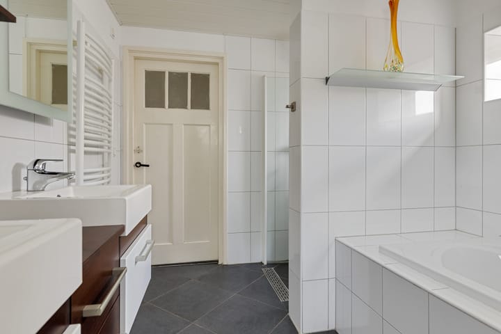 Foto 41 van Hoofdweg 207