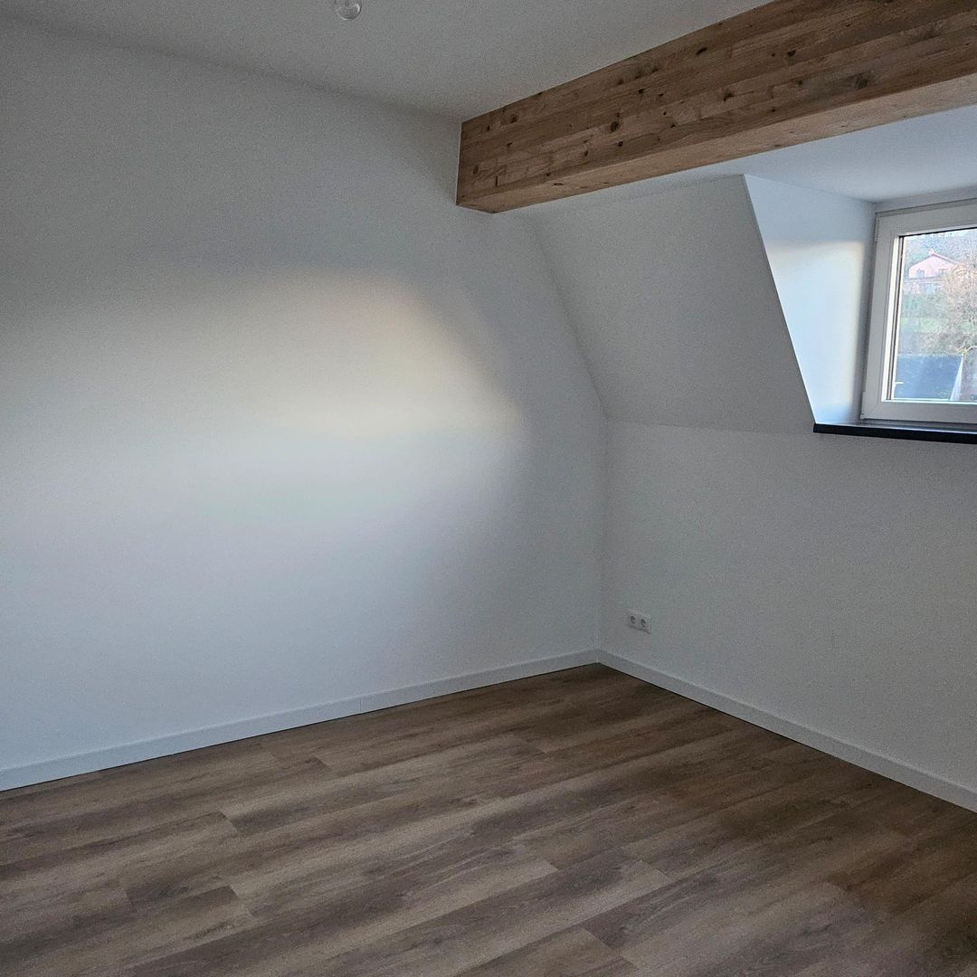 Foto 17 van Rijksweg 63-A