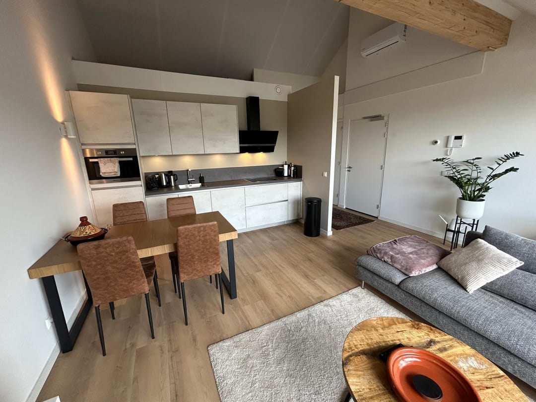 Foto 11 van Rijksweg 63-A