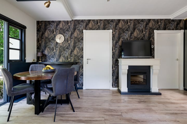 Foto 14 van Ermerzand 76