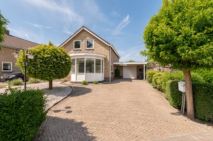 Bekijk foto van Prins Willem-Alexanderstraat 3 b