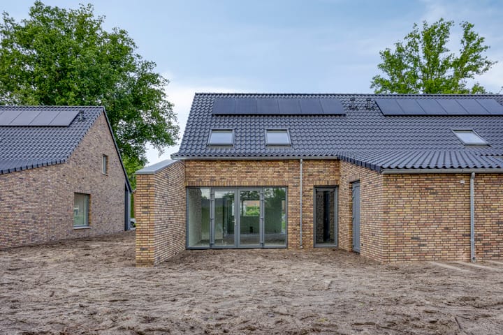 Photo 19 of Lorskensstraat 2C