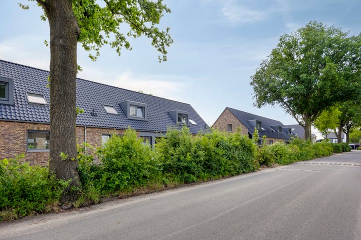 Photo 24 of Lorskensstraat 2C