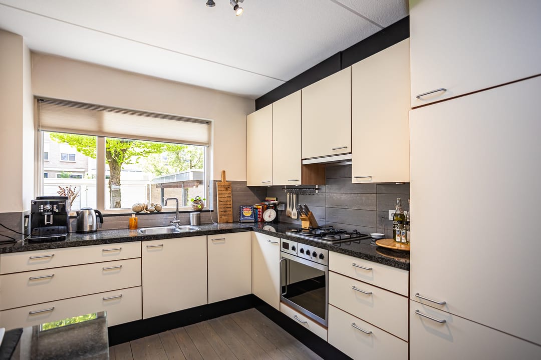 Foto 11 van Hobbemaweg 29