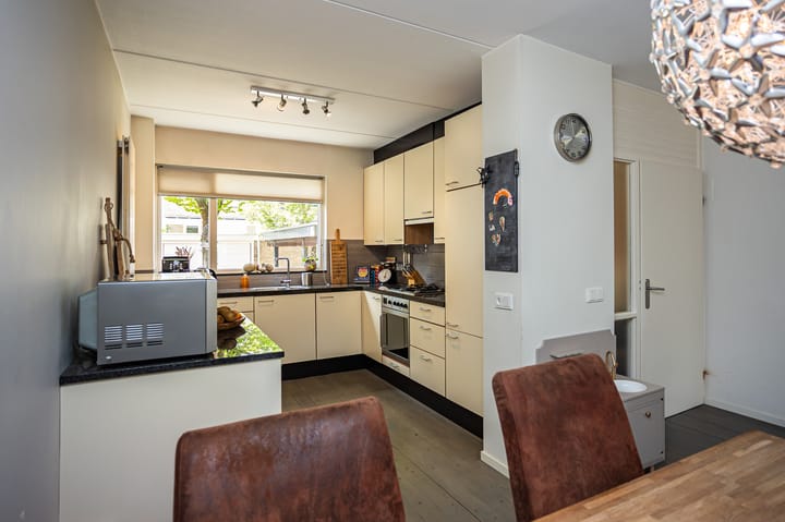 Foto 10 van Hobbemaweg 29