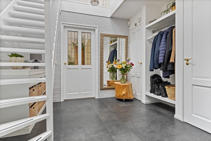 Photo 32 of Zilverschoon 13