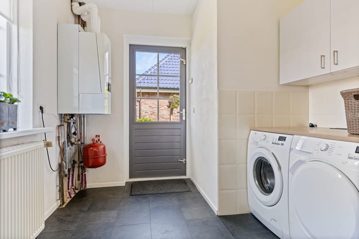 Photo 51 of Zilverschoon 13