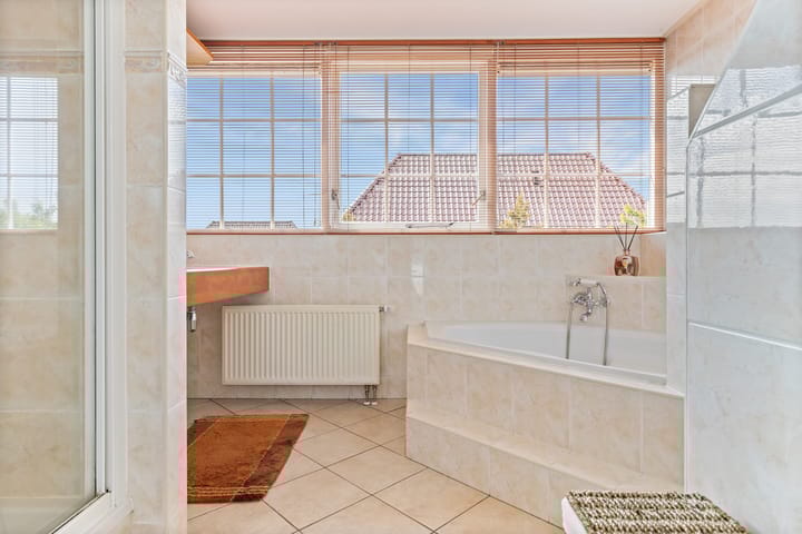 Photo 65 of Zilverschoon 13