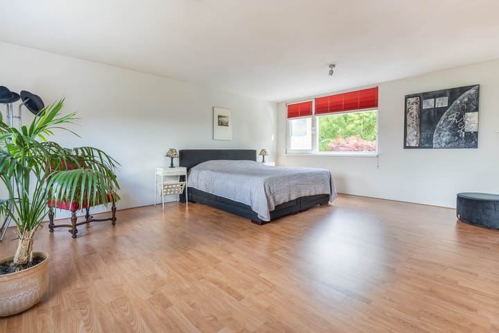 Foto 17 van A.G.M. van der Hoevenstraat 85