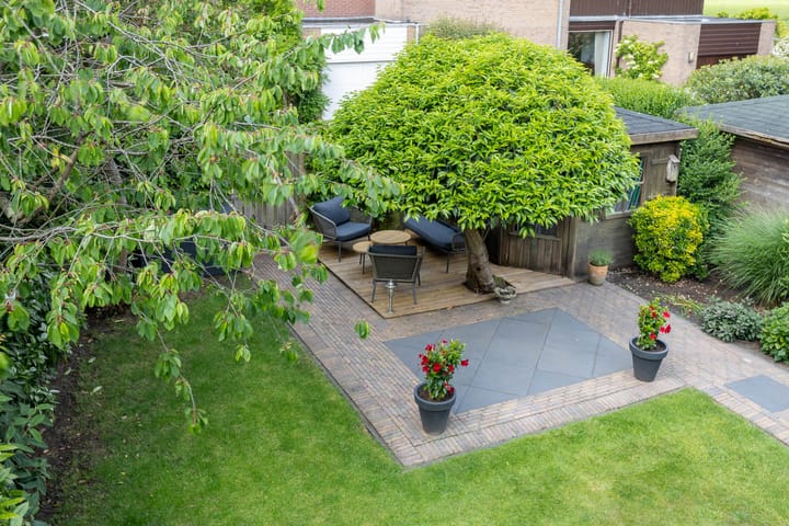 Foto 24 van A.G.M. van der Hoevenstraat 85