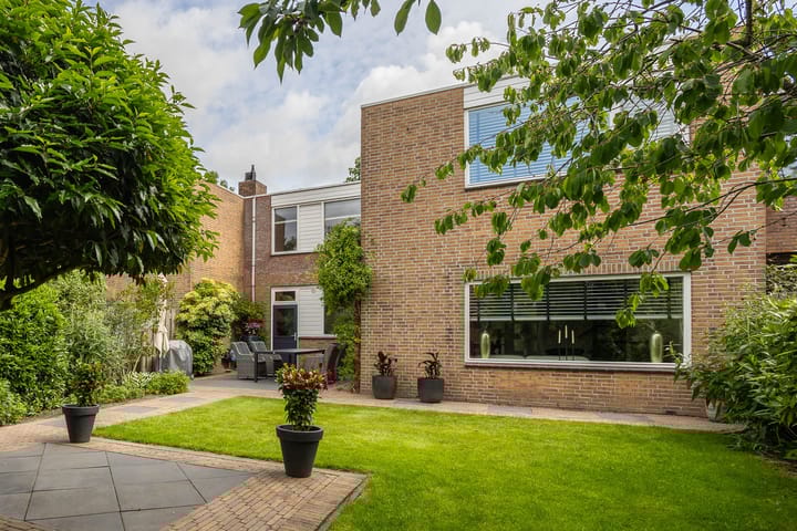 Foto 32 van A.G.M. van der Hoevenstraat 85