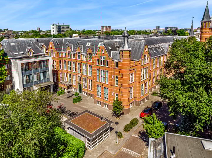 Foto 31 van Hugo de Grootstraat 63