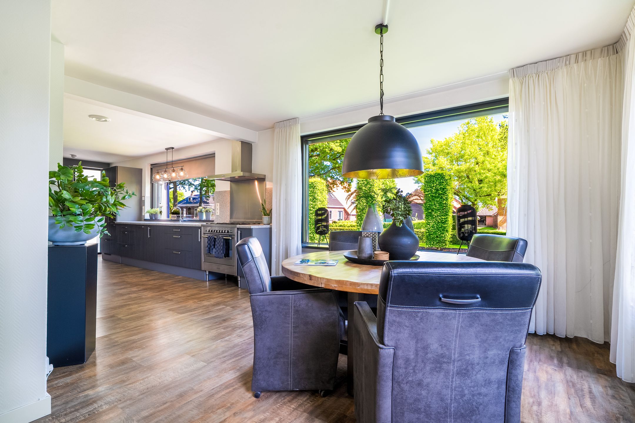 Foto 24 van Hoofdweg 15