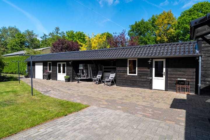 Foto 51 van Hoofdweg 15