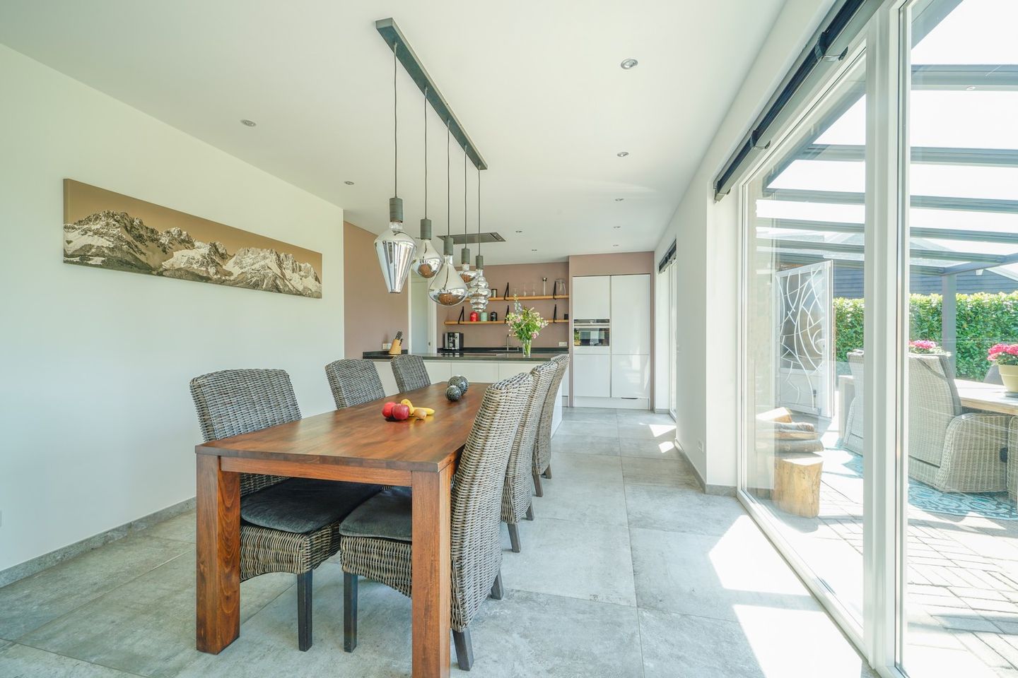 Photo 4 of Bredasebaan 24