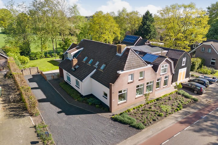 Foto 7 van Rheezerend 142