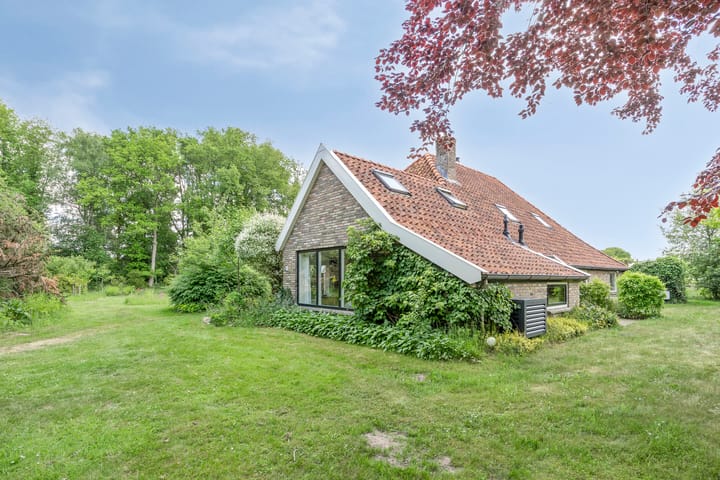 Foto 5 van Leemweg 4