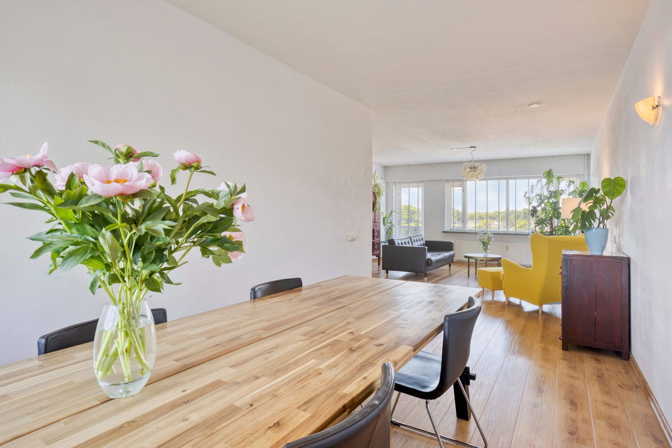 Foto 9 van Nederlandplein 18