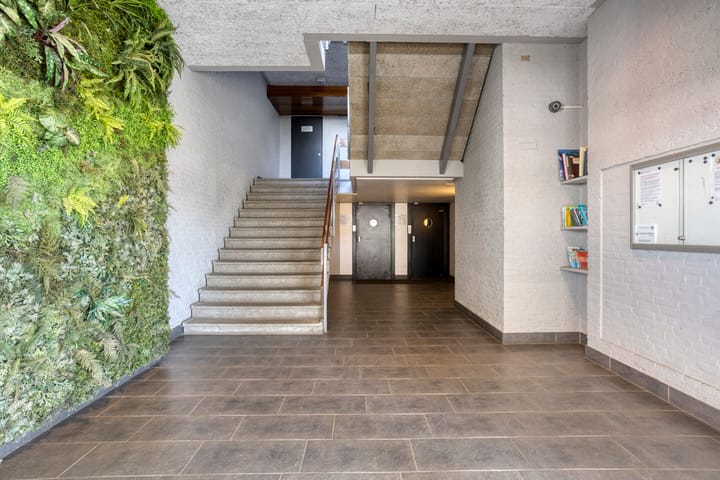 Foto 28 van Nederlandplein 18