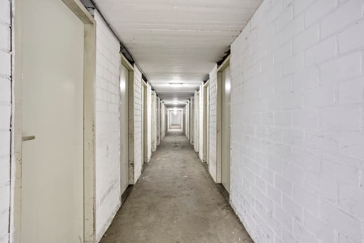 Foto 30 van Nederlandplein 18