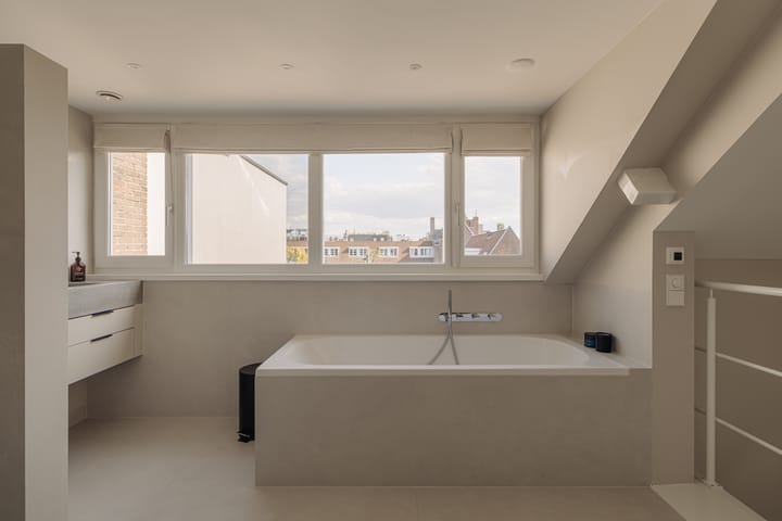 Foto 28 van De Lairessestraat 77