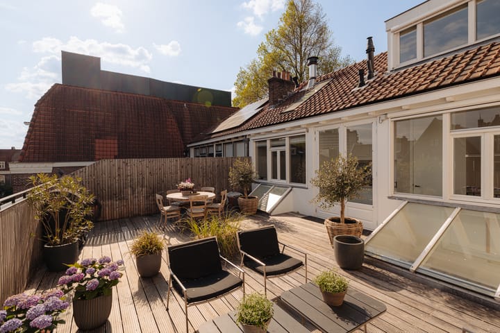 Foto 32 van De Lairessestraat 77