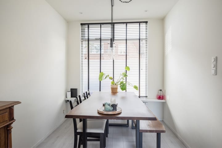 Foto 6 van Trompstraat 192