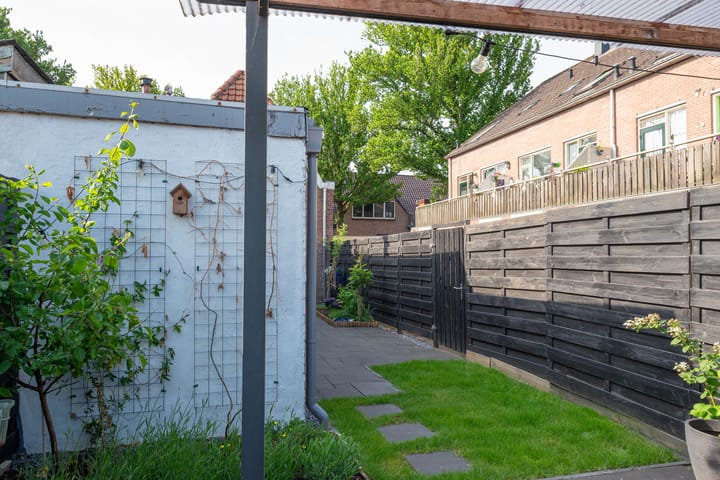 Foto 16 van Trompstraat 192